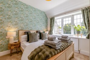Reisekinderbett, kostenloses WLAN, Bettwäsche