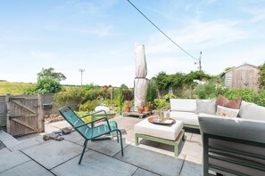 Terrace/patio - 3 Bed in Skelton (oc-c42824) (Skelton)