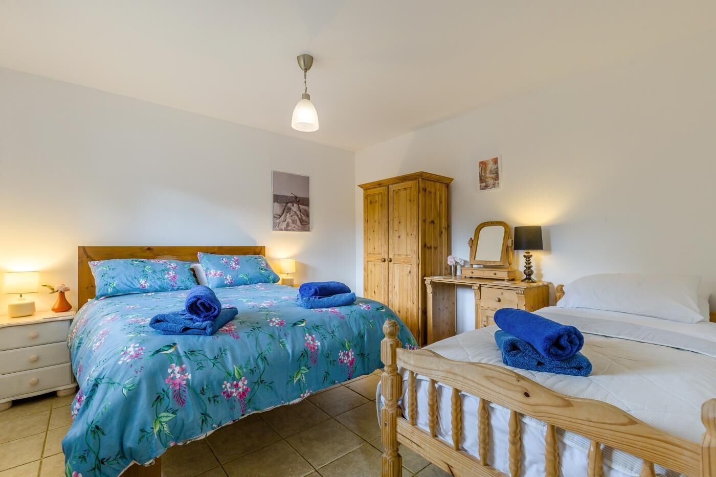 5 chambres, lit parapluie, Wi-Fi gratuit, draps fournis