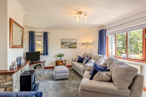TV - 3 Bed in Tywyn (oc-e43276) (Tywyn)