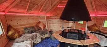 1 Bed in Mynyddislwyn (oc-a44713)