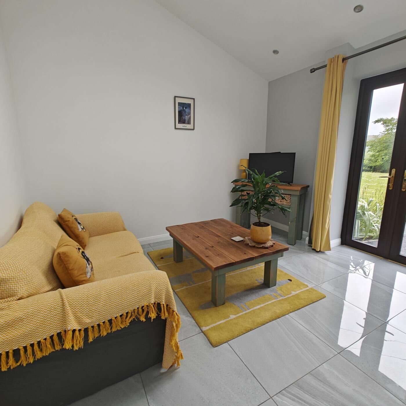 1 Bed In Mynyddislwyn (Oc-a44713) - Wales
