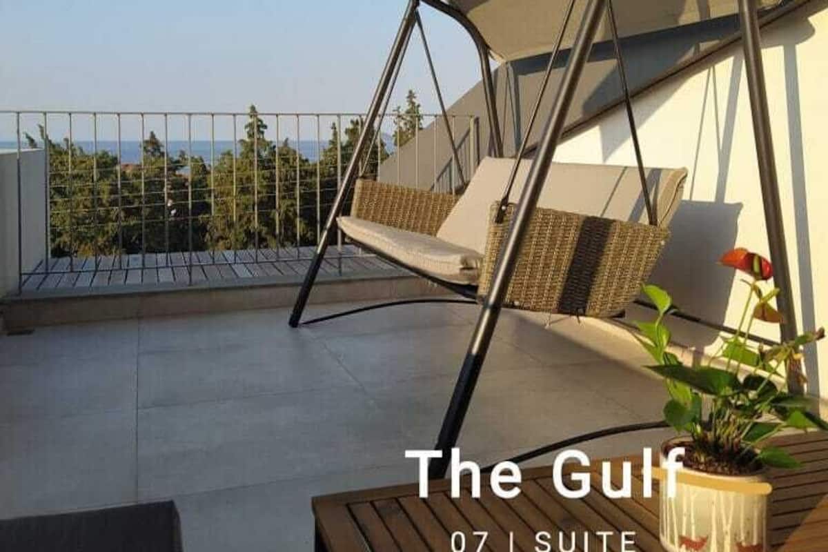 Design Suite, Sea View | In-room safe, blackout curtains, soundproofing, iron/ironing board