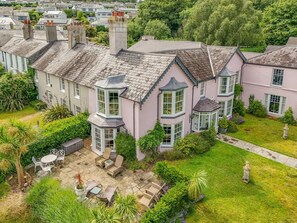 Exterior - 6 Bed in Beaumaris (oc-t44703) (Beaumaris)