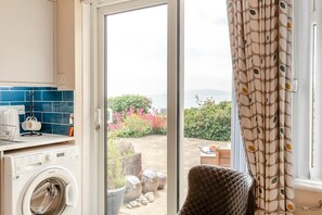 Interior - 2 Bed in Weymouth (oc-s42788) (Weymouth)