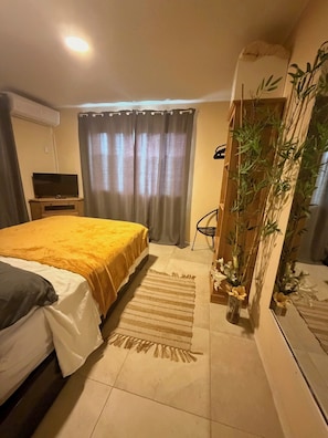 3 Schlafzimmer, Bügeleisen/Bügelbrett, Bettwäsche