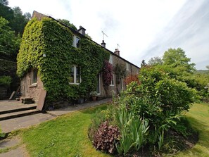 Exterior - 3 Bed in Whatstandwell (oc-h42743) (Whatstandwell)