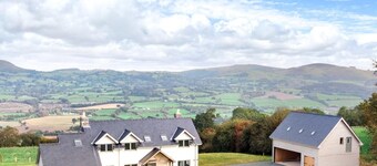 4 Bed in Banks Head (oc-h43280)