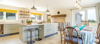 4 Bed in Banks Head (oc-h43280)
