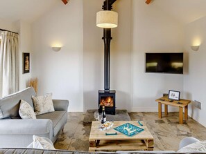 Fernseher, Kamin