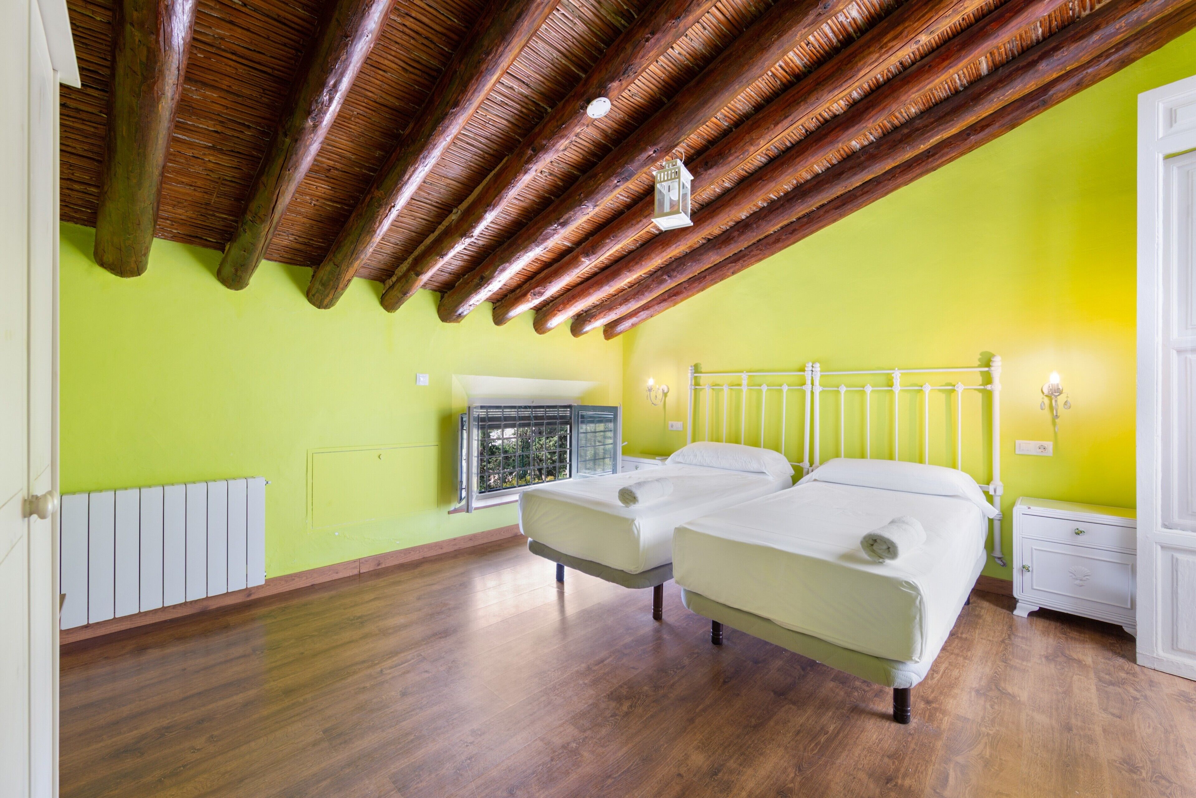 9 dormitorios, wifi, ropa de cama