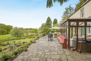 Terrace/patio - 3 Bed in Lintrathen (oc-w42585) (Lintrathen)