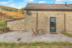 Outdoor dining - 2 Bed in Dunsop Bridge (oc-w33525) (Dunsop Bridge)