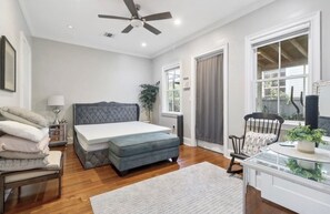 3 bedrooms, iron/ironing board, WiFi, bed sheets - Charming Irish Channel 3BR- Minutes to French Quarter (New Orleans)