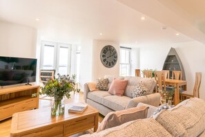 TV - 2 Bed in Port Isaac (oc-l50105) (Port Isaac)