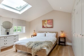 Free WiFi, bed sheets - 2 Bed in Tisbury, Salisbury (oc-t44804) (Tisbury)