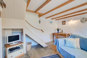 Fernseher, Kamin