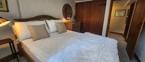 4 bedrooms, iron/ironing board, travel cot, free WiFi