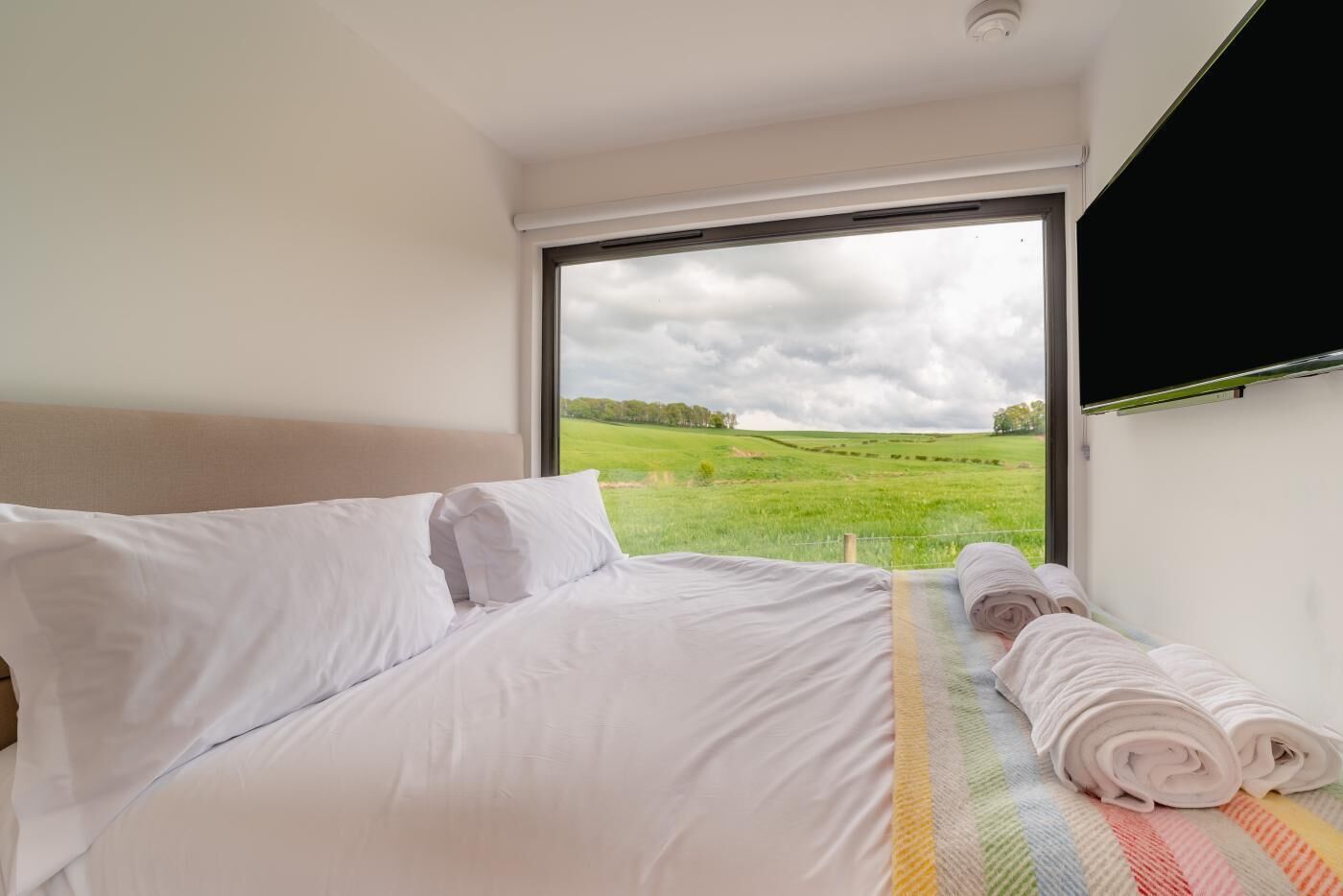 1 bedroom, iron/ironing board, WiFi (free), bed sheets