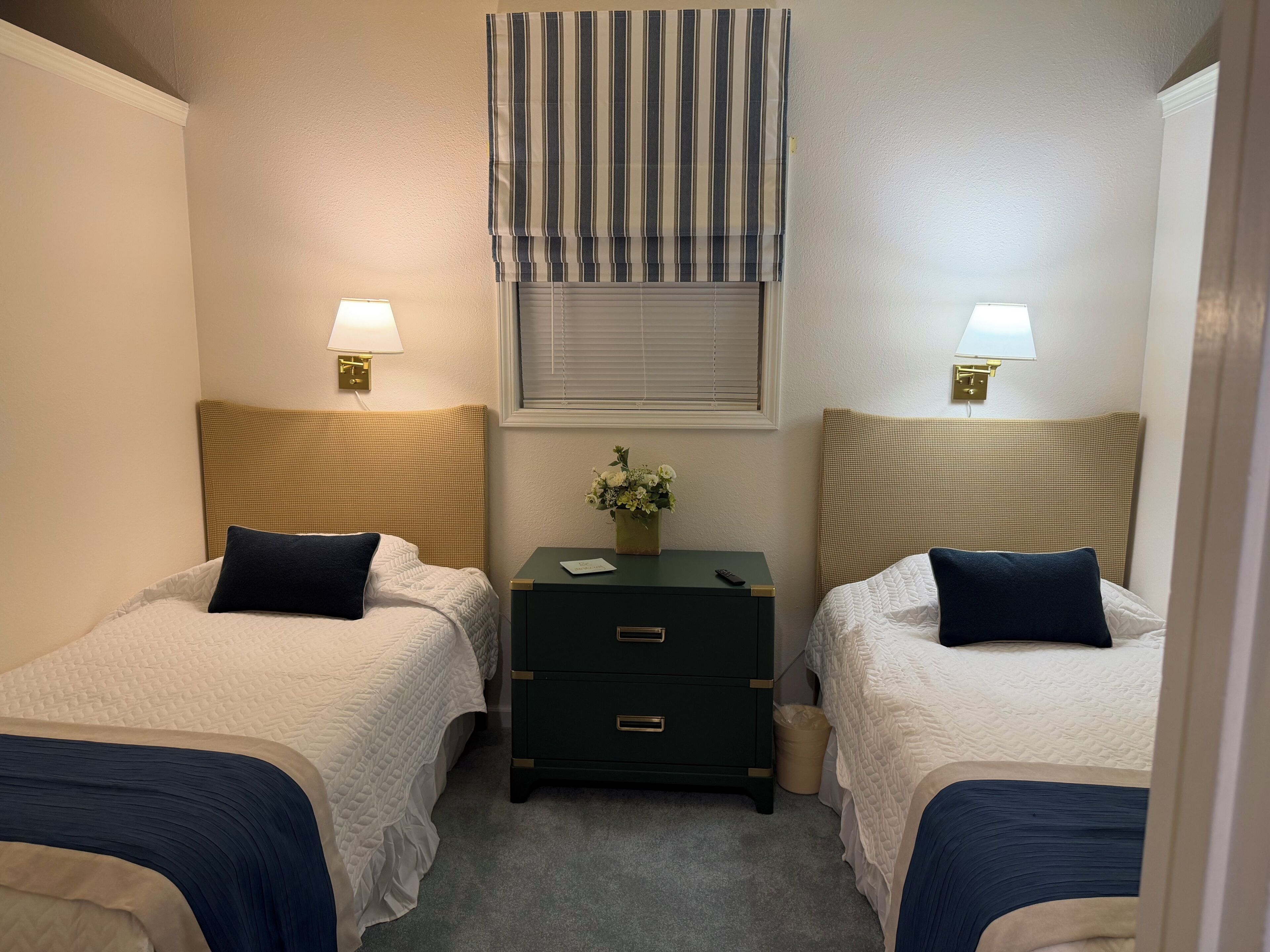 9 bedrooms, iron/ironing board, WiFi, bed sheets