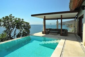 Pool - Villa Eden Roc in BANYUNING, AMED, ABANG, (BANYUNING, AMED, ABANG,)