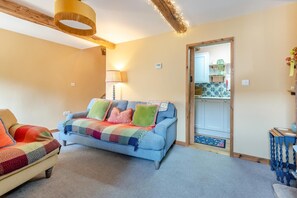 TV - 2 Bed in Great Broughton (oc-m44944) (Great Broughton)