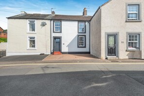 Exterior - 2 Bed in Great Broughton (oc-m44944) (Great Broughton)