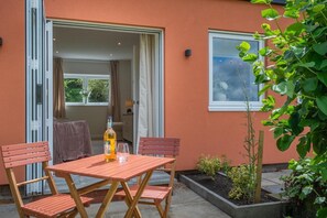 Outdoor dining - 1 Bed in Beckingham (oc-b42840) (Beckingham)