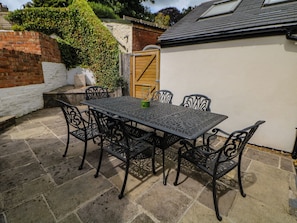 Cottage | Interior - Lion House (Ashbourne)