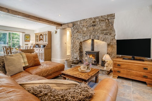 3 Bed in Ystradgynlais (oc-b45220)