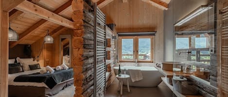 5 habitaciones, tabla de planchar con plancha y wifi gratis
