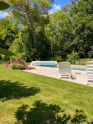 Pool - Vrbo Property (Puybegon)
