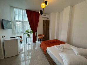 Standard Double Room, Balcony, Sea View - VillaSe (Kvariat'i)