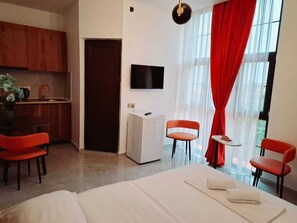 Standard Double Room, Balcony, Sea View - VillaSe (Kvariat'i)