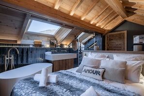 5 chambres, fer et planche à repasser, Wi-Fi gratuit, draps fournis