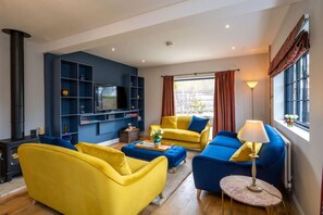Fireplace - 3 Bed in Hunstanton (oc-b44904) (Hunstanton)