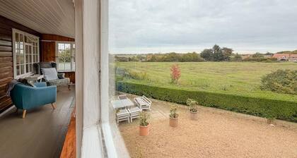 5 Bed in Old Hunstanton (oc-t44906)
