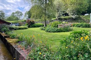 Property grounds - 4 Bed in Newchurch (oc-bow333) (Newchurch)
