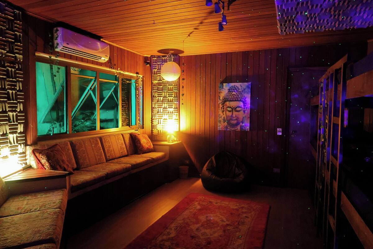 Room (1 Bed in Shared Dormitory) | Interior