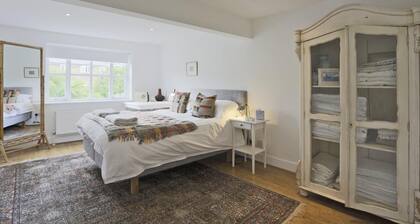 4 Bed in Woodbridge (oc-m45316)