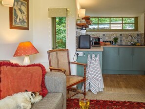 TV - 1 Bed in Tawstock (oc-s45343) (Tawstock)