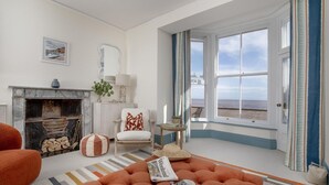 TV - 3 Bed in Budleigh Salterton (oc-a44975) (Budleigh Salterton)