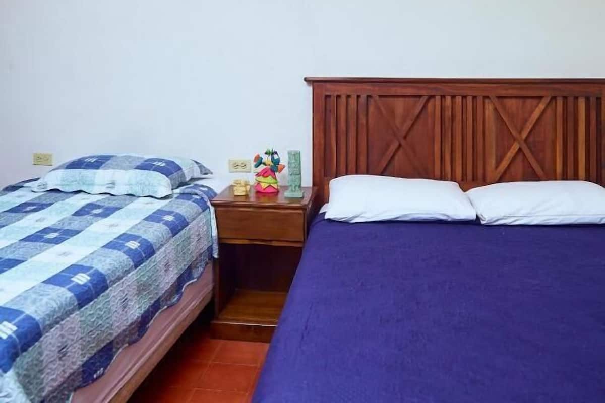 Habitación doble | Tabla de planchar con plancha y wifi gratis