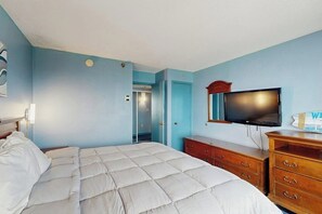 Room - 18th-floor ocean view condo with pool, hot tub, private balcony & beach access (Myrtle Beach)