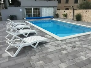 Beheizter Pool