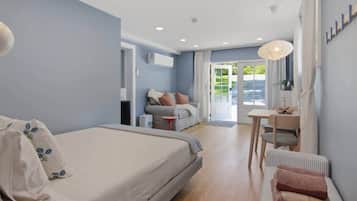 Iron/ironing board, travel crib, WiFi, bed sheets