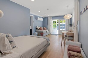 Bügeleisen/Bügelbrett, Reisekinderbett, WLAN, Bettwäsche