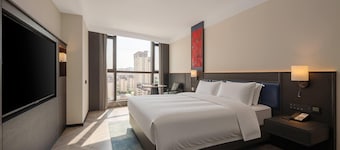 Days Hotel By Wyndham Weihai Huancui