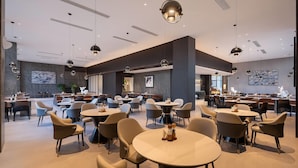 Unclassified image, 2 of 30, button - Days Hotel By Wyndham Weihai Huancui (Weihai)
