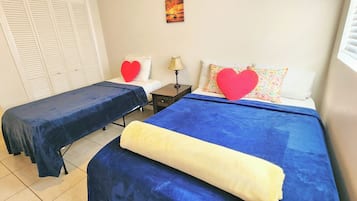 1 bedroom, iron/ironing board, free WiFi, bed sheets